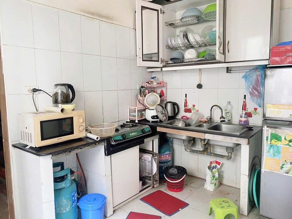 Cho thuê nhà phố Nguyễn Đức Cảnh, 4 tầng x 32m2, 9.5 Triệu tháng - Ảnh 1